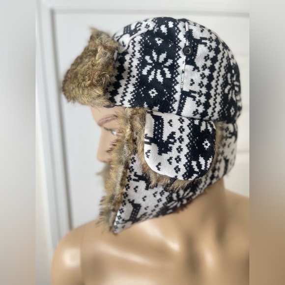 Men's Faux Fur Trapper Hat - Picture 4 of 4
